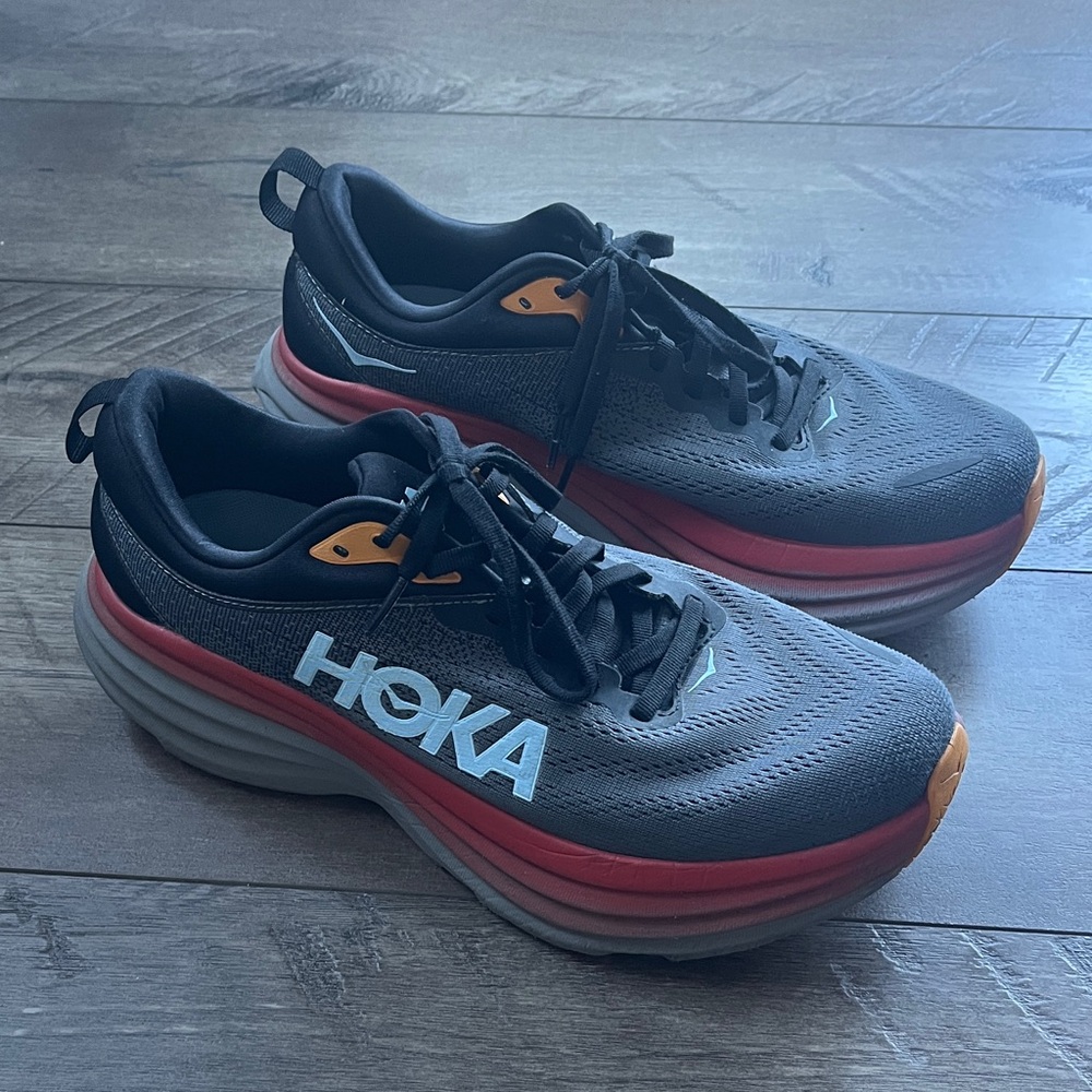 Hoka Bondi 8 running shoes